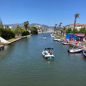 Charmante Maison Coeur De 650m Plage Appartement Empuriabrava