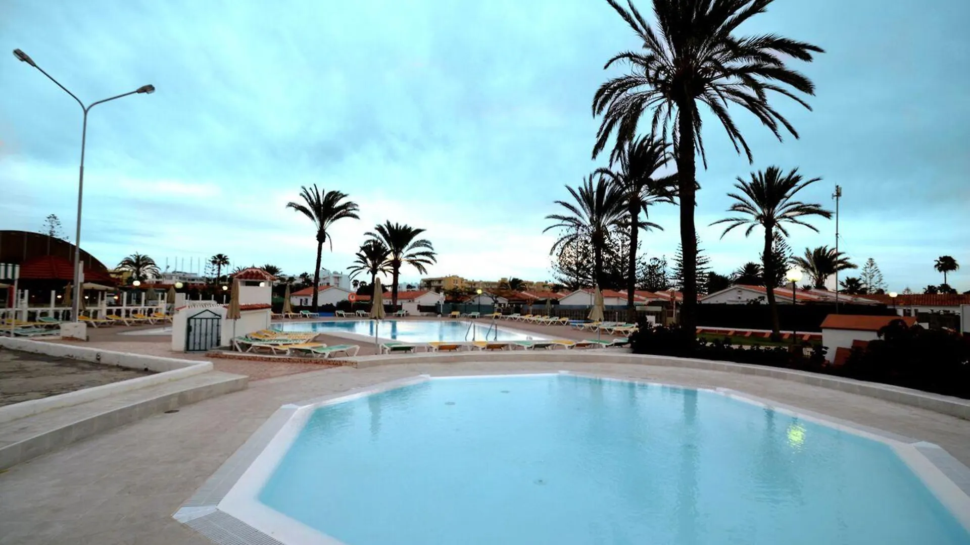Bungalows Los Arcos Playa del Inglés 0*,